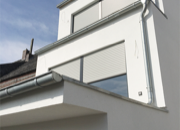 Elegante weiße Hausfassade